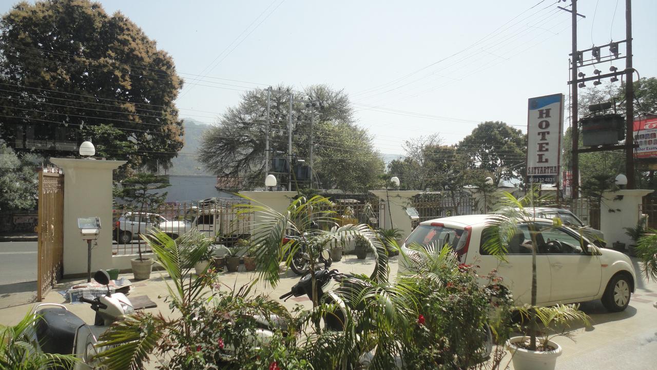 Hotel Satyartha Kathgodam Exterior photo
